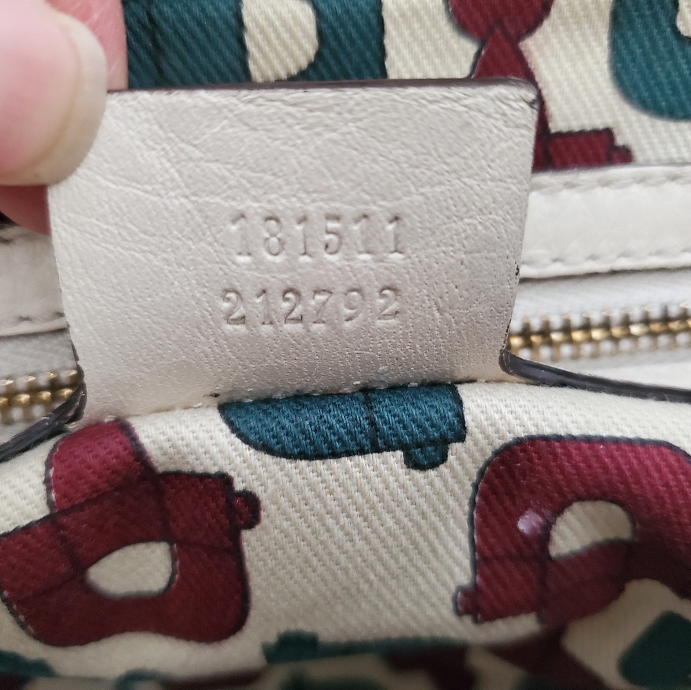 Large Gucci Guccissima Signoria Tote - Picture 11 of 16